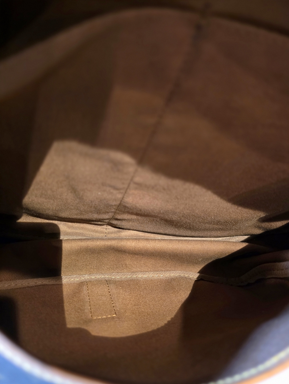 Louis Vuitton Saumur 35 Crossbody Bag Brown Monogram PVC Canvas Messenger Bag - Picture 9 of 12